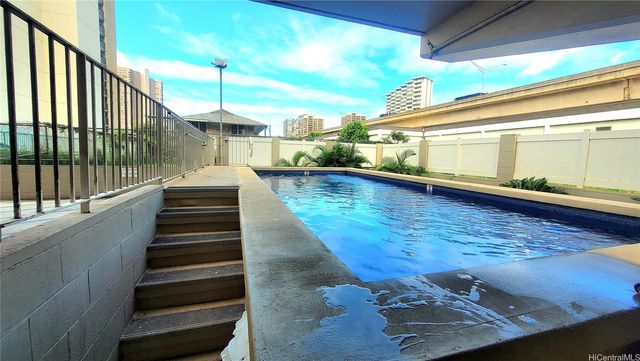 1134 Kinau Street 706, Honolulu, HI 96814