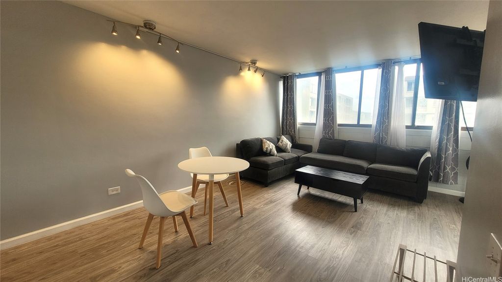 1134 Kinau Street 706, Honolulu, HI 96814