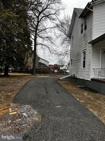 131 N 2ND ST, Hammonton, NJ 08037
