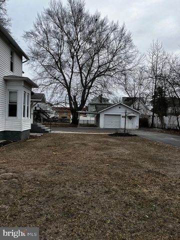 131 N 2ND ST, Hammonton, NJ 08037