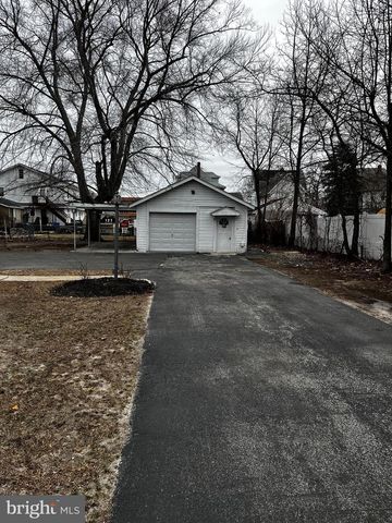 131 N 2ND ST, Hammonton, NJ 08037