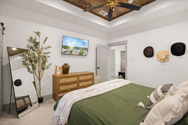 9217 Parkview Circle, Tolar, TX 76476