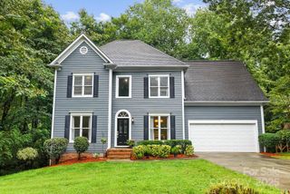 407 Shrewsbury Lane, Matthews, NC 28105