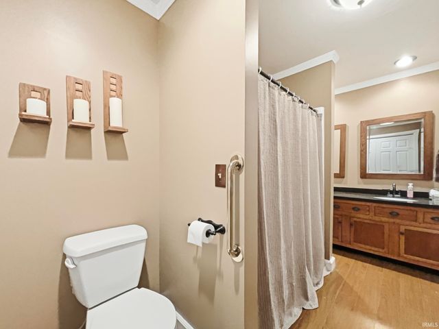 6544 Blue Spruce Drive, Newburgh, IN 47630