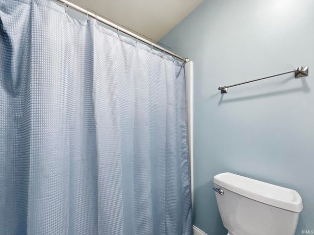 6544 Blue Spruce Drive, Newburgh, IN 47630