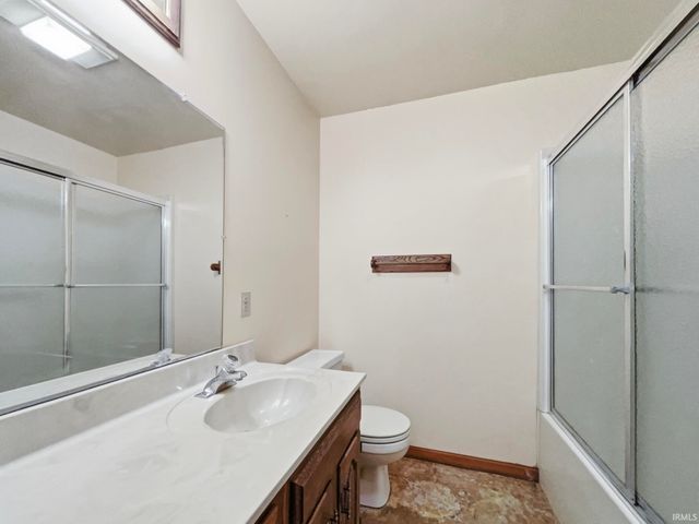 6544 Blue Spruce Drive, Newburgh, IN 47630