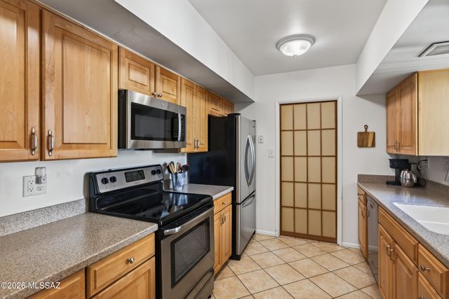 3940 E Timrod St Unit 224, Tucson, AZ 85711