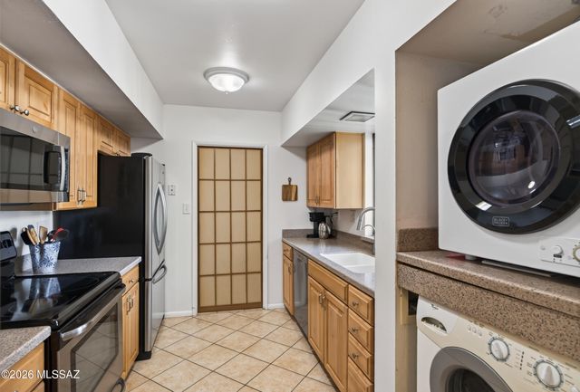 3940 E Timrod St Unit 224, Tucson, AZ 85711