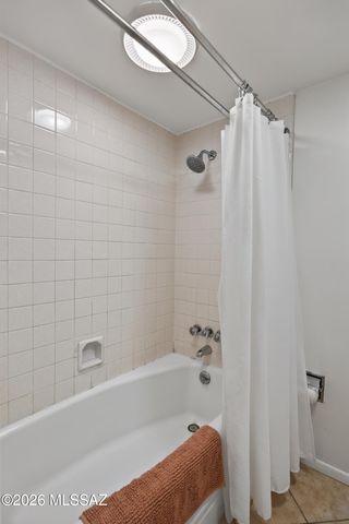 3940 E Timrod St Unit 224, Tucson, AZ 85711
