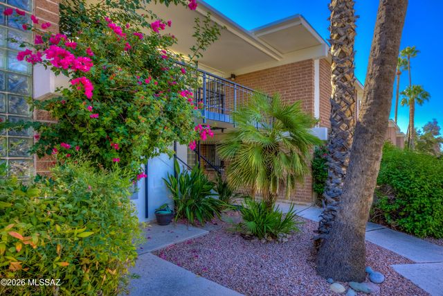 3940 E Timrod St Unit 224, Tucson, AZ 85711