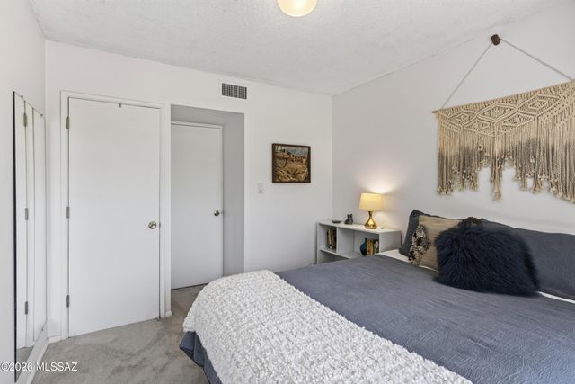 3940 E Timrod St Unit 224, Tucson, AZ 85711