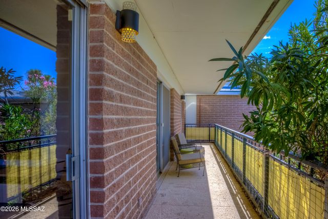 3940 E Timrod St Unit 224, Tucson, AZ 85711