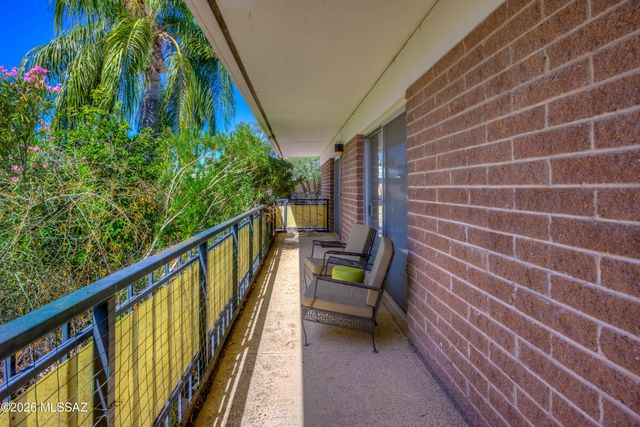 3940 E Timrod St Unit 224, Tucson, AZ 85711