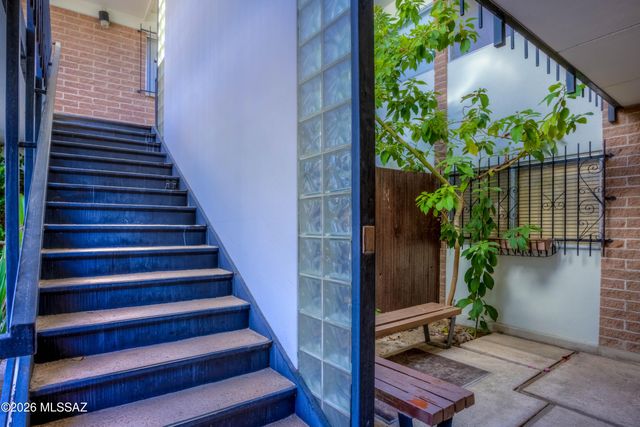3940 E Timrod St Unit 224, Tucson, AZ 85711