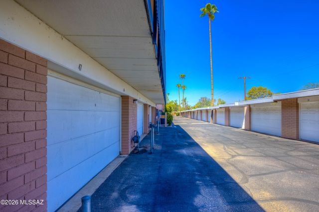 3940 E Timrod St Unit 224, Tucson, AZ 85711