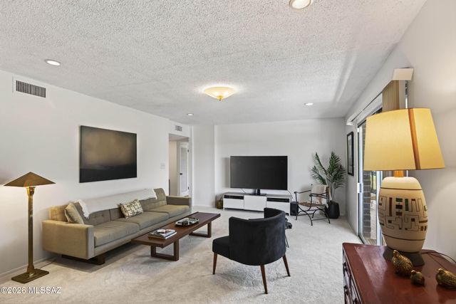 3940 E Timrod St Unit 224, Tucson, AZ 85711