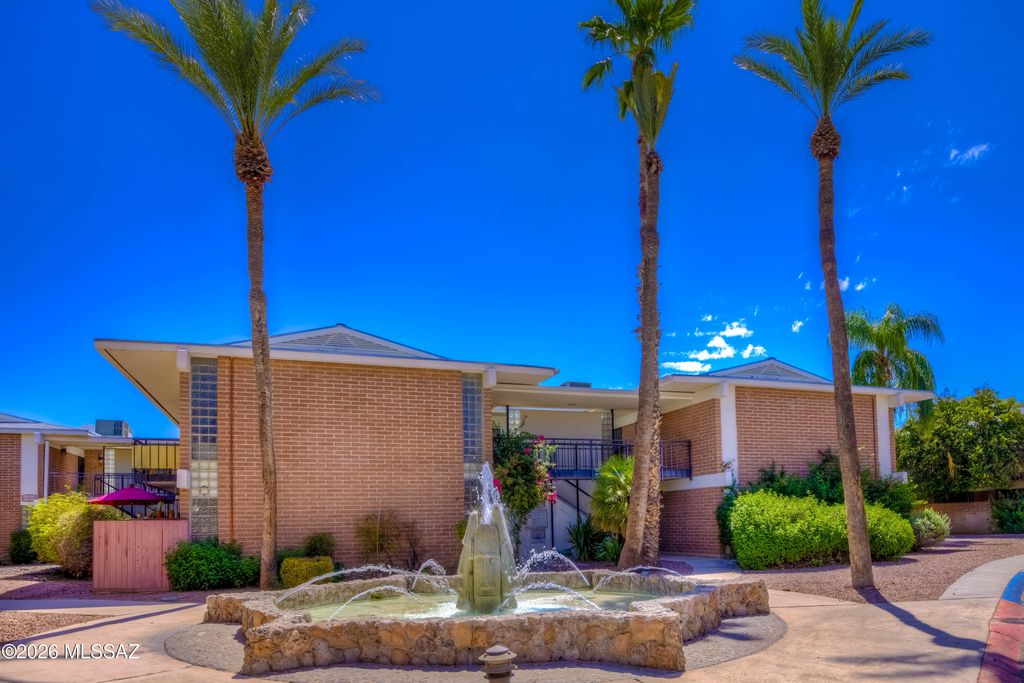 3940 E Timrod St Unit 224, Tucson, AZ 85711