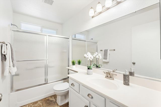 5566 Coral Creek Way, Elk Grove, CA 95758