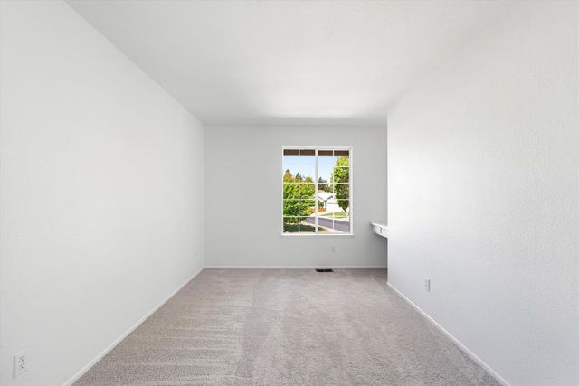 5566 Coral Creek Way, Elk Grove, CA 95758