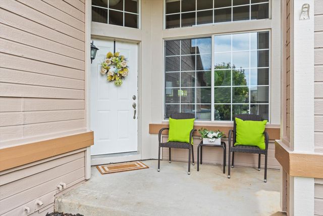 5566 Coral Creek Way, Elk Grove, CA 95758
