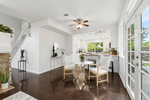 5566 Coral Creek Way, Elk Grove, CA 95758