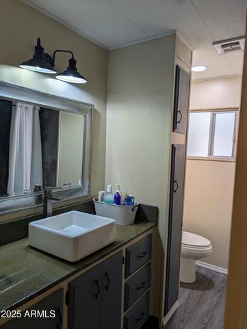 7300 N 51st Avenue B238, Glendale, AZ 85301