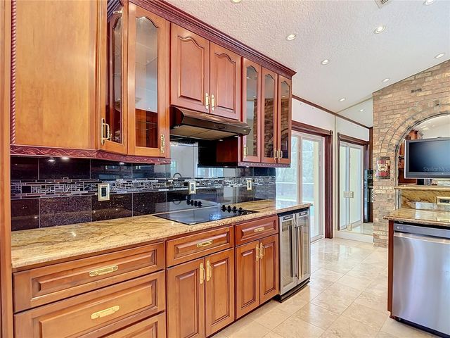 9433 WILDERNESS TRAIL, Weeki Wachee, FL 34613