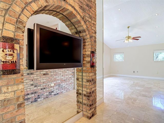 9433 WILDERNESS TRAIL, Weeki Wachee, FL 34613