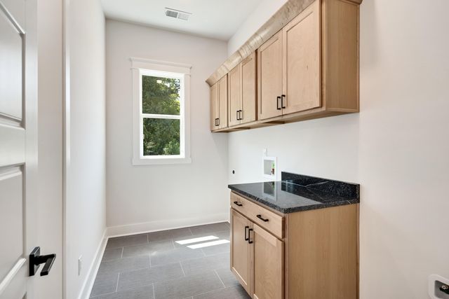 5030 JON OAK CV, Arlington, TN 38002