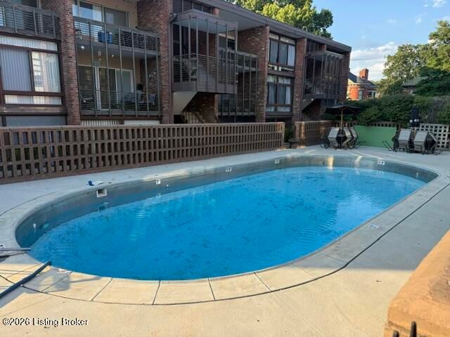 1040 Cherokee Rd APT F1, Louisville, KY 40204