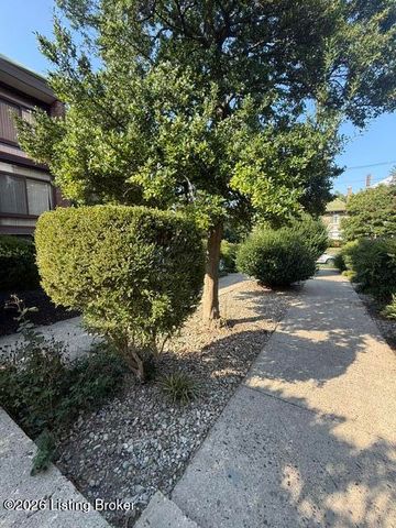 1040 Cherokee Rd APT F1, Louisville, KY 40204