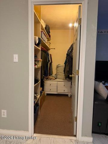 1040 Cherokee Rd APT F1, Louisville, KY 40204