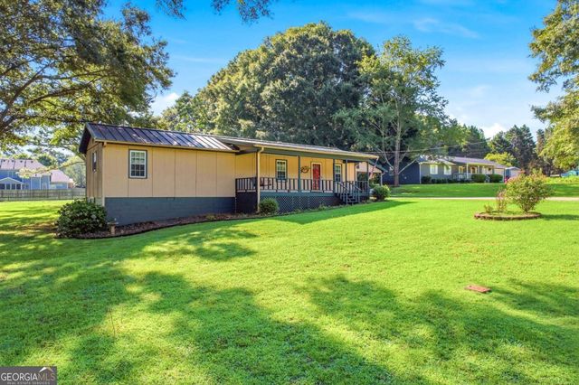 152 Hunters Lane, Powder Springs, GA 30127