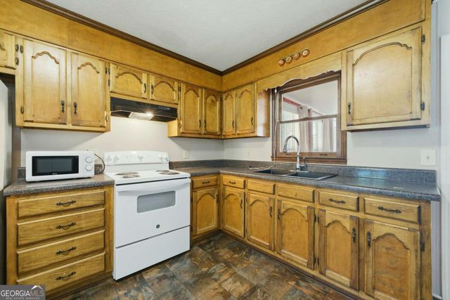 152 Hunters Lane, Powder Springs, GA 30127