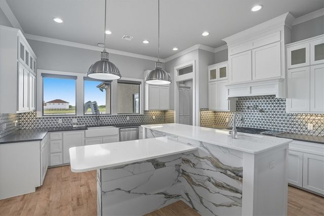 8658 King Ranch Dr, Corpus Christi, TX 78414