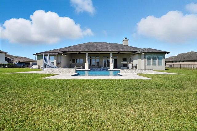 8658 King Ranch Dr, Corpus Christi, TX 78414