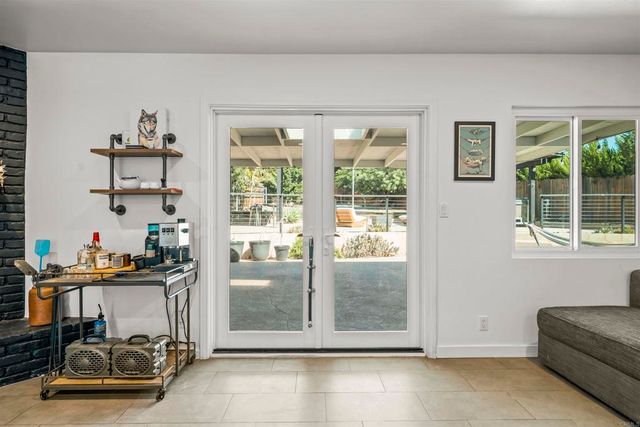 1722 San Pasqual Valley Road, Escondido, CA 92027