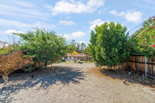 1722 San Pasqual Valley Road, Escondido, CA 92027