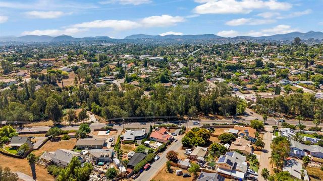 1722 San Pasqual Valley Road, Escondido, CA 92027