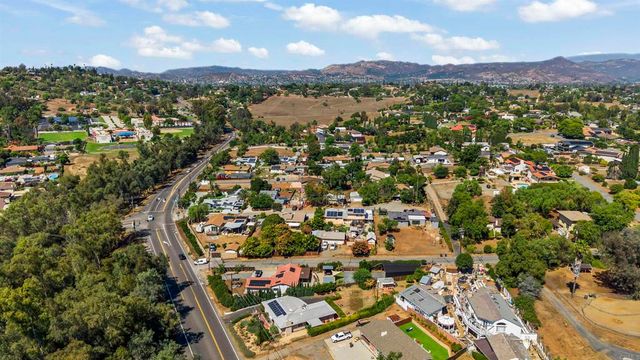 1722 San Pasqual Valley Road, Escondido, CA 92027