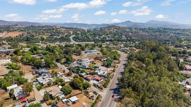 1722 San Pasqual Valley Road, Escondido, CA 92027