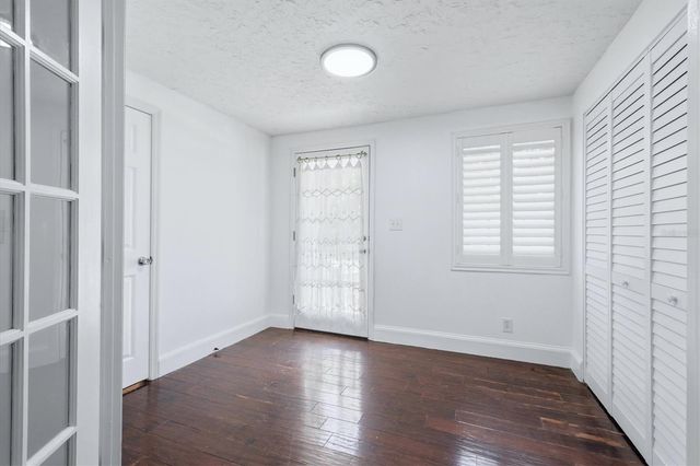 2520 HUNTINGTON AVENUE, Sarasota, FL 34232