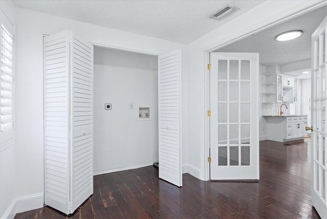2520 HUNTINGTON AVENUE, Sarasota, FL 34232