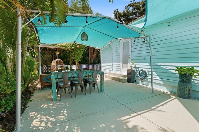 2520 HUNTINGTON AVENUE, Sarasota, FL 34232