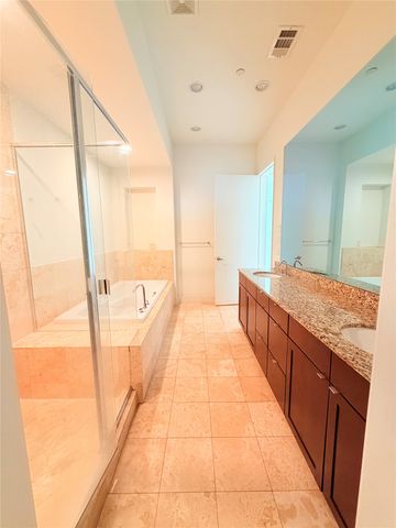 1600 N Haskell Avenue 11, Dallas, TX 75204