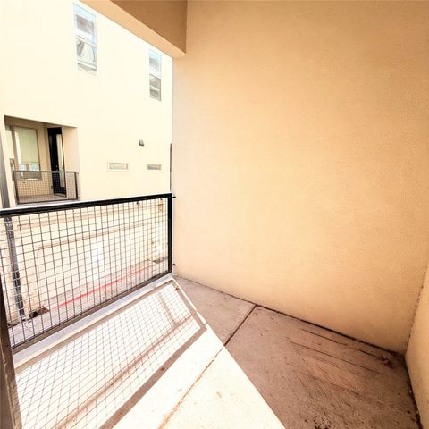 1600 N Haskell Avenue 11, Dallas, TX 75204