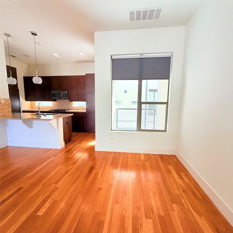 1600 N Haskell Avenue 11, Dallas, TX 75204