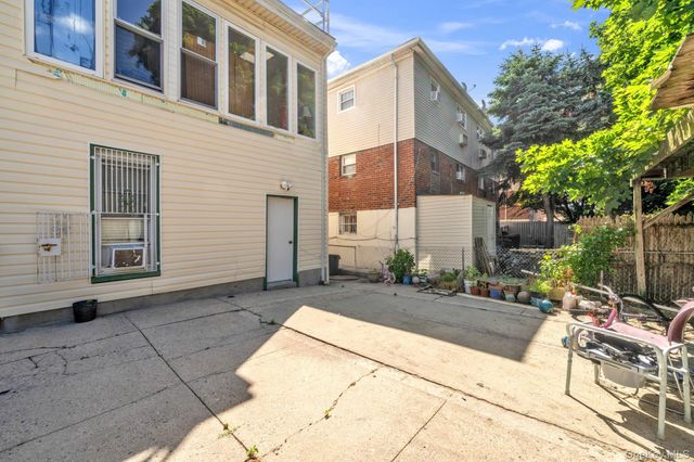 1232 E 92nd Street, Brooklyn, NY 11236