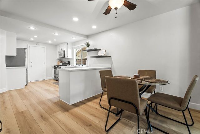 28154 Guilford Lane, Saugus, CA 91350