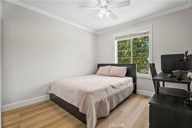 28154 Guilford Lane, Saugus, CA 91350